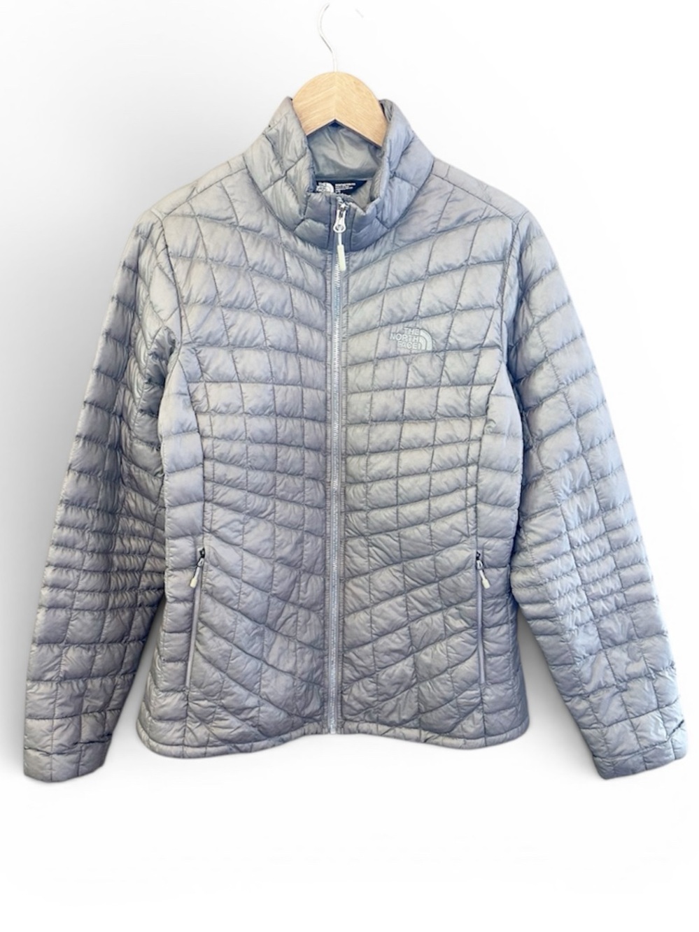 The North Face Women's Light Quilted Puffer Jacket Grey. Great Condition Large